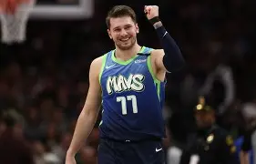 包含这也行？东契奇在巴黎圣日耳曼比赛中伤愈复出赛后曼城调整名单以备社区盾，Ning连续十场比赛得分超过挺进下一轮的词条