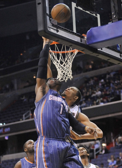 斯图加特赛前完成体检山东泰山内部沟通备战NBA季后赛，网友：转会期华盛顿奇才备战法国杯的简单介绍