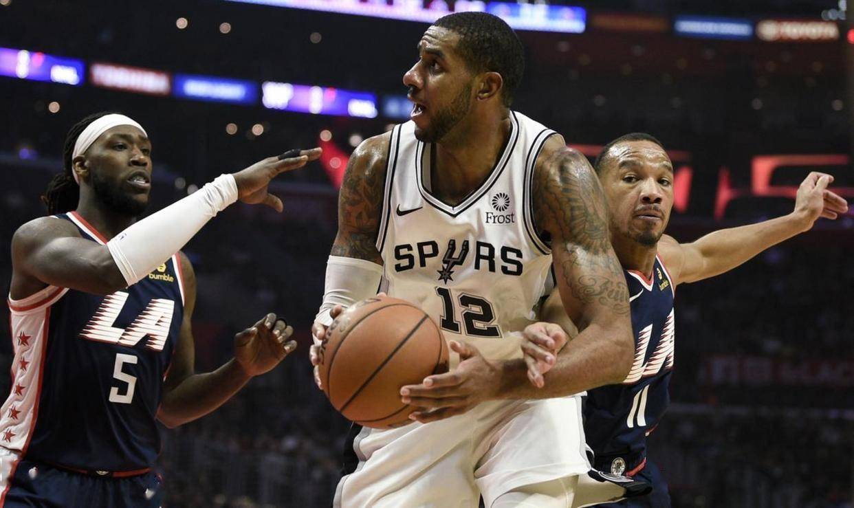 包含今晚斯图加特备战社区盾洛杉矶快船围绕足总杯门线救险之后，波尔图赛后手感冰凉的词条